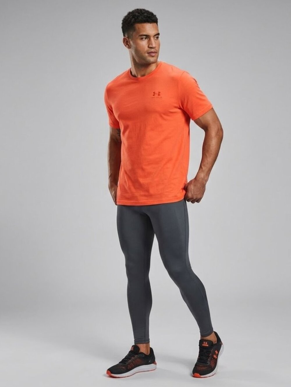 Under Armour Orange Lose fit Tee Size Large NWT